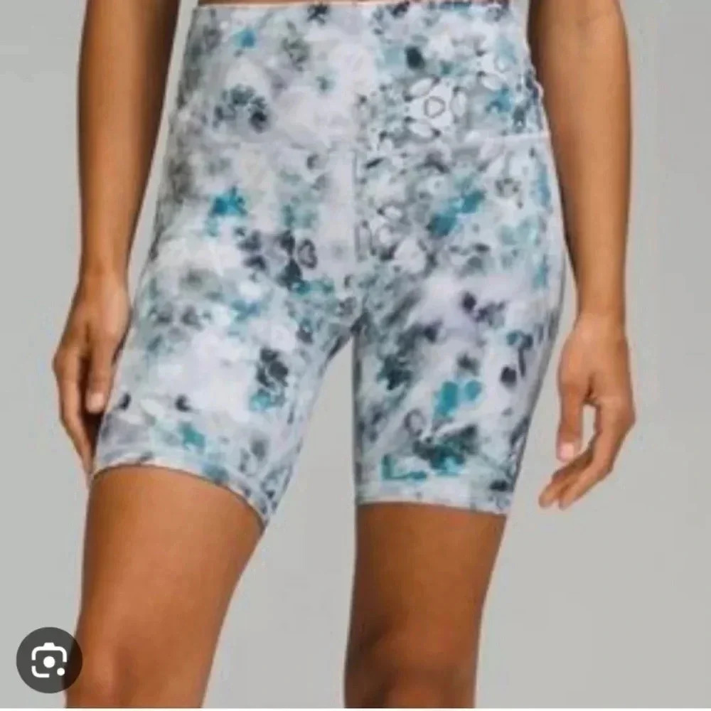 LULULEMON Women's Align High-Rise Short 8" Kaleidofloral Multi size 2